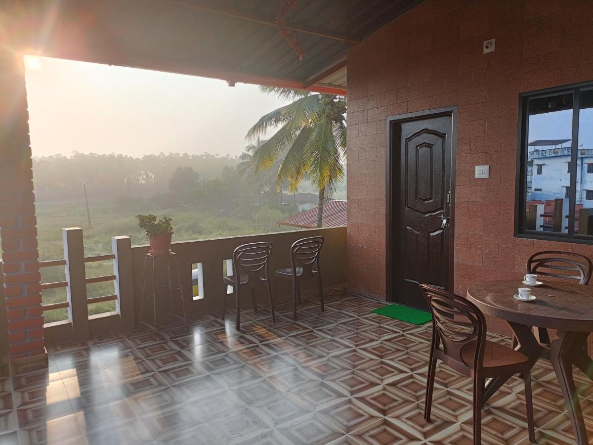 Maanyatha Home Stay Manipal Bagian luar foto