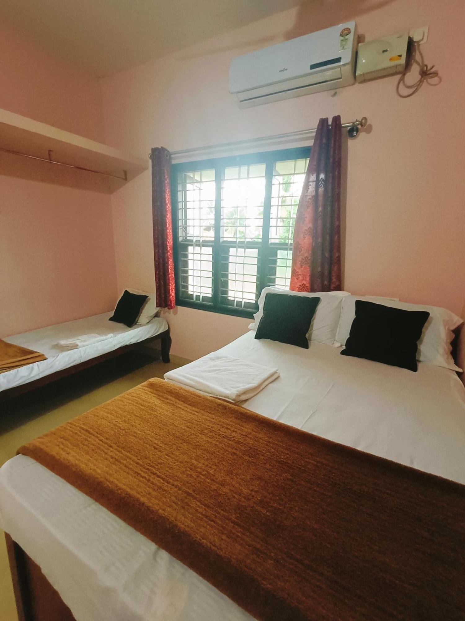 Maanyatha Home Stay Manipal Ruang foto
