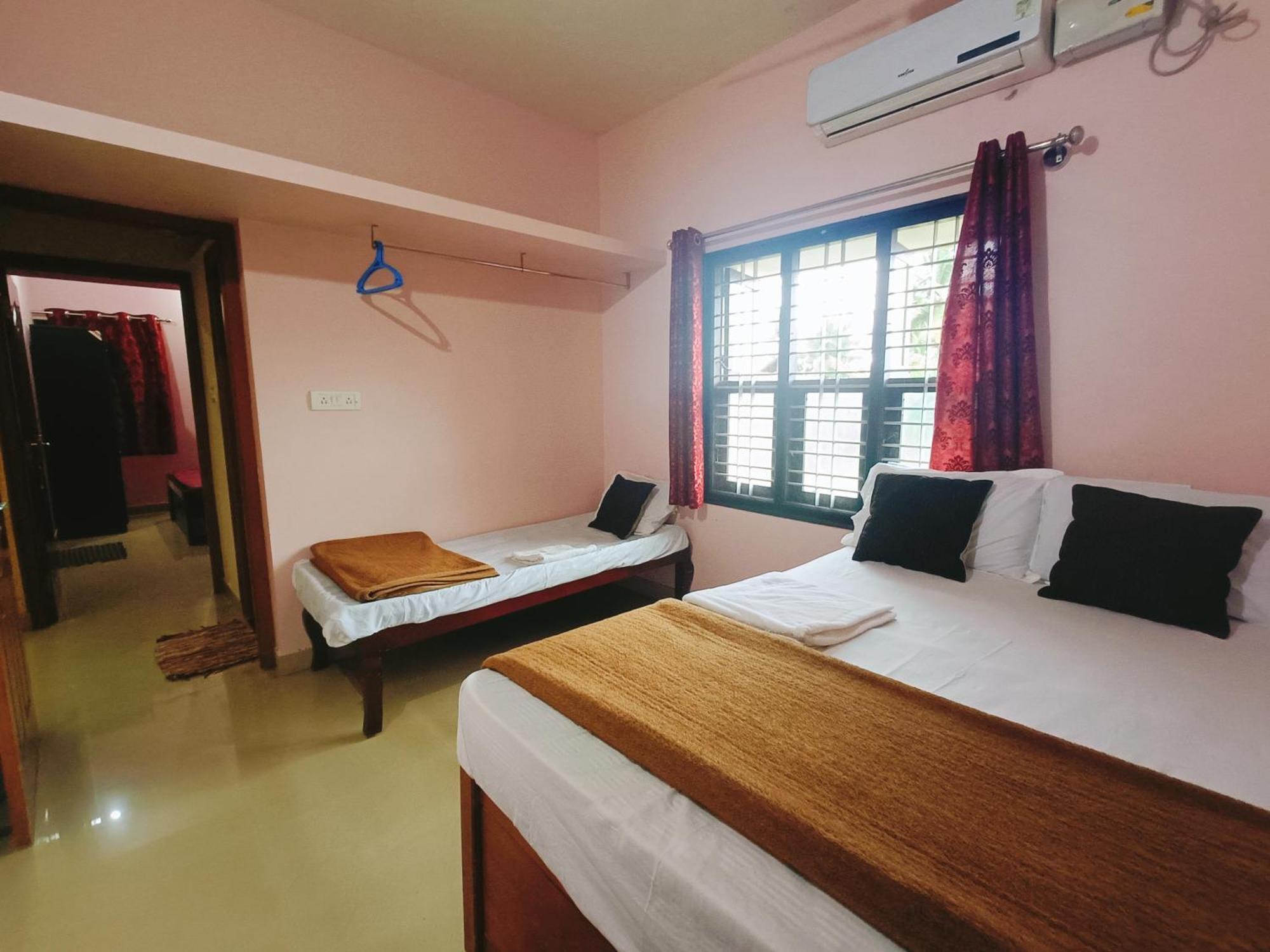 Maanyatha Home Stay Manipal Ruang foto