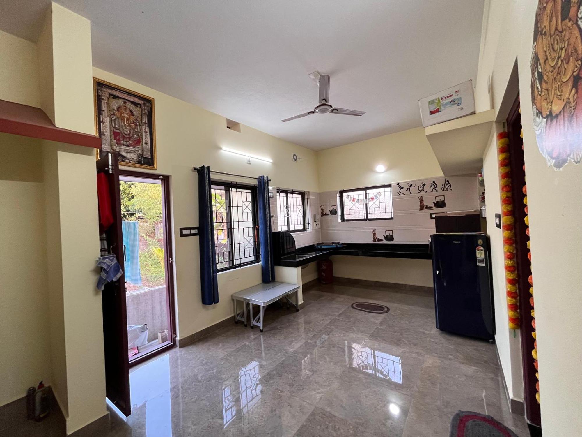 Maanyatha Home Stay Manipal Ruang foto